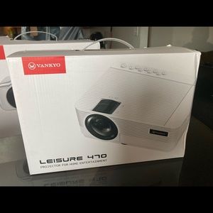 Vankyo Projector